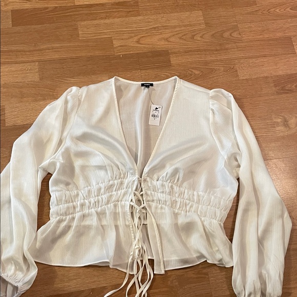 Express V-Neck Long Sleeve Smocked Tie Front Top NWT Size XL - Picture 5 of 7